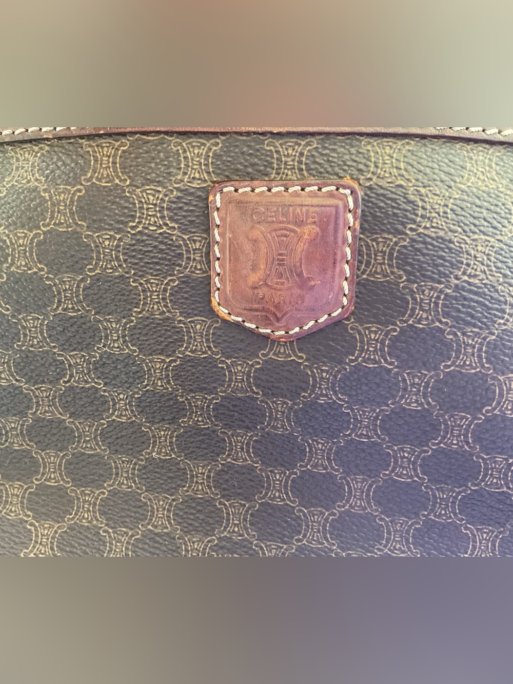 CELINE MACADAME POUCH WRISLET - Picture 2 of 12